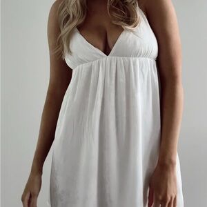 Elegant White Women's summer dress